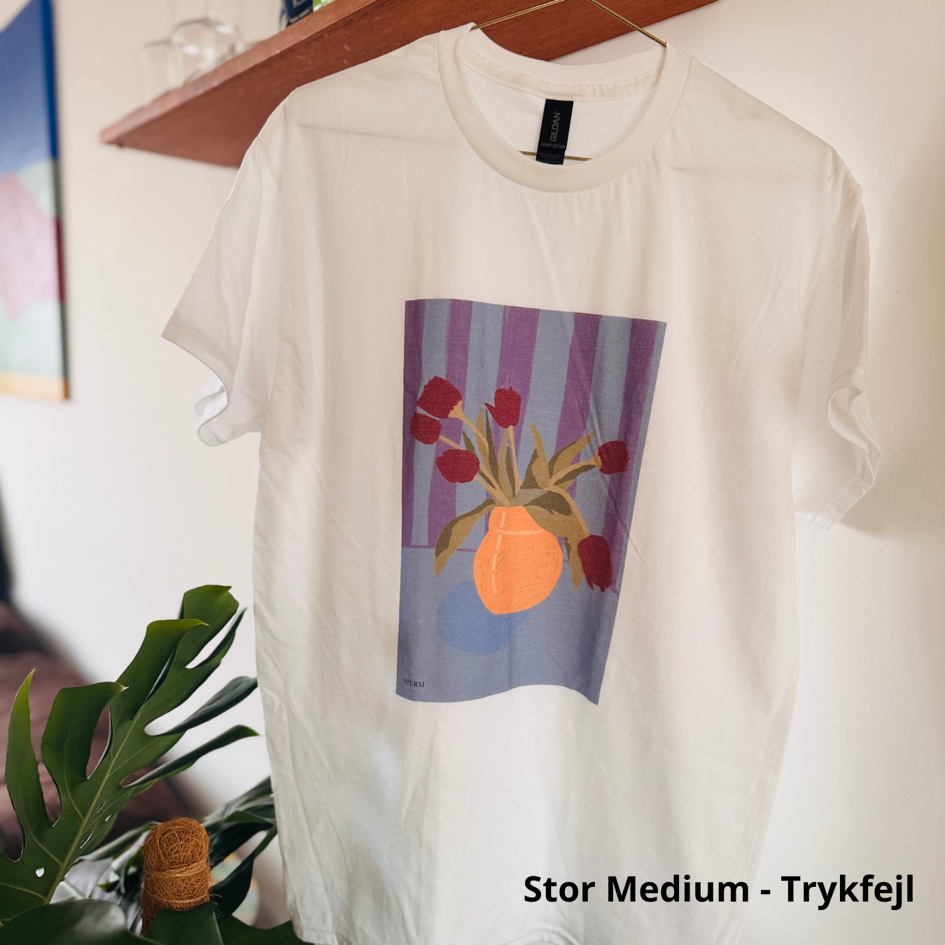 Outlet - T-shirt "den gule vase"